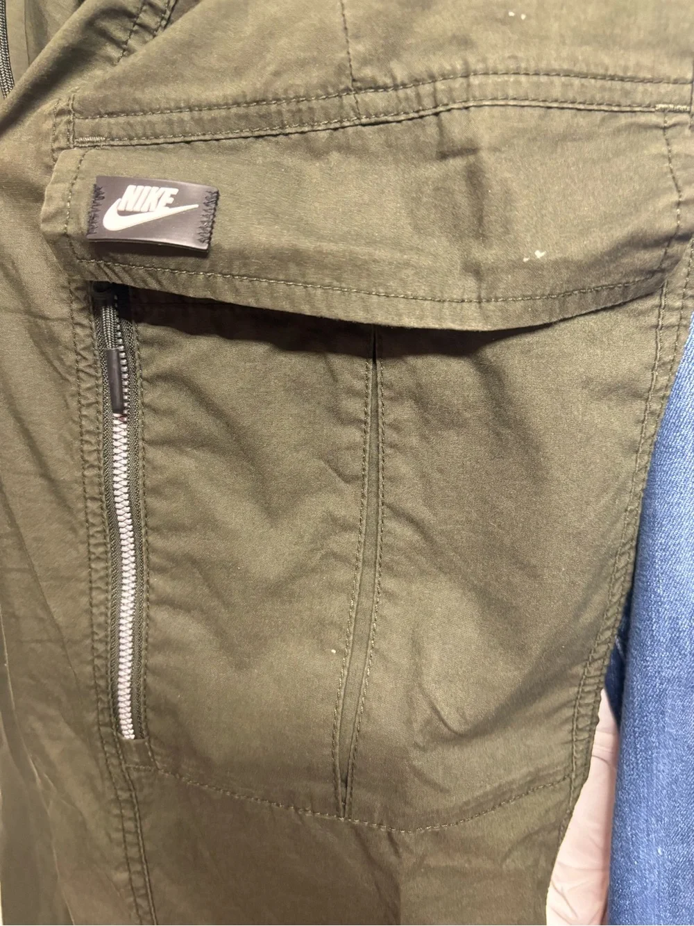 Nike Men’s Olive Cargo Joggers with Zippered Pocket